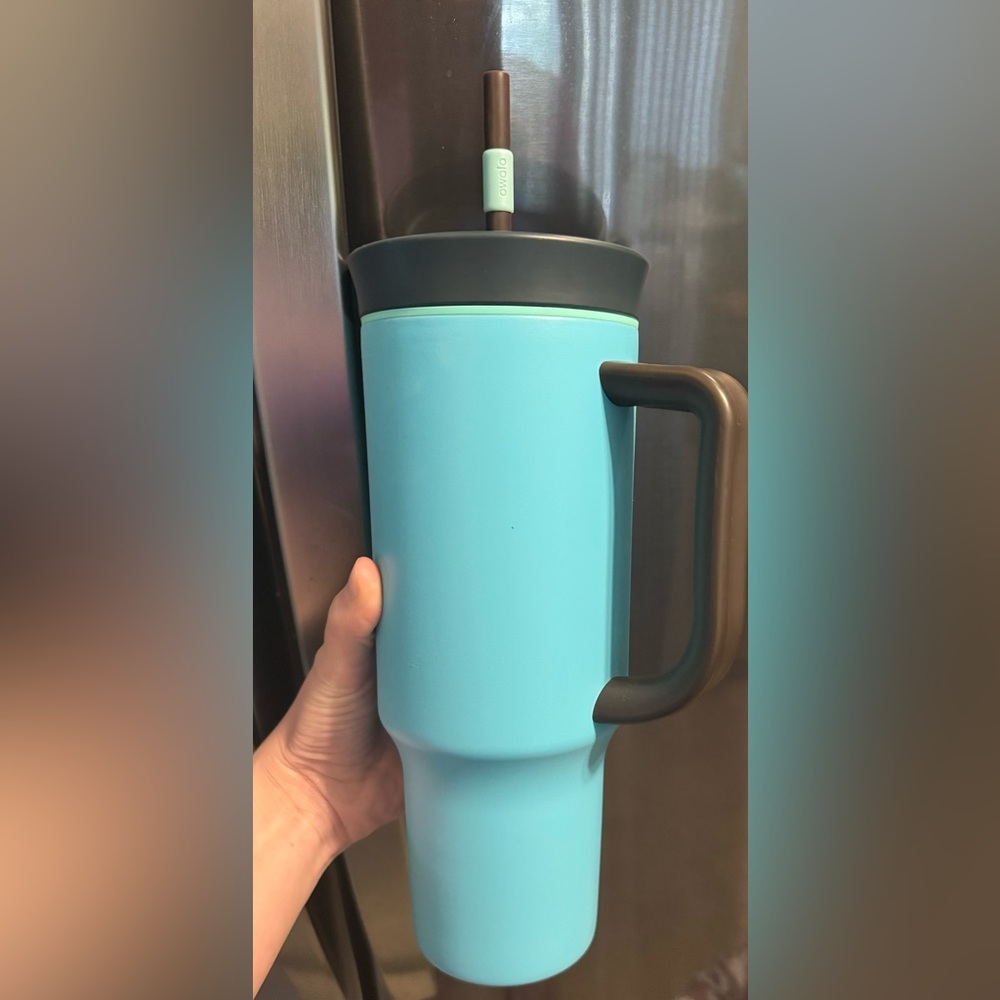 Owala 40oz Tumbler